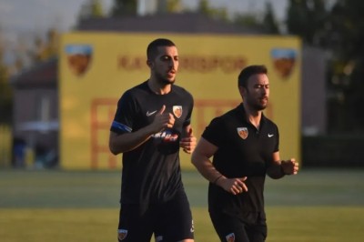 Kayserisporlu futbolcu Hosseini Antrenmanlara Başladı.