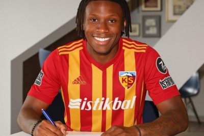 Kayserispor Aaron Opoku-Tawiah ile Anlaştı.