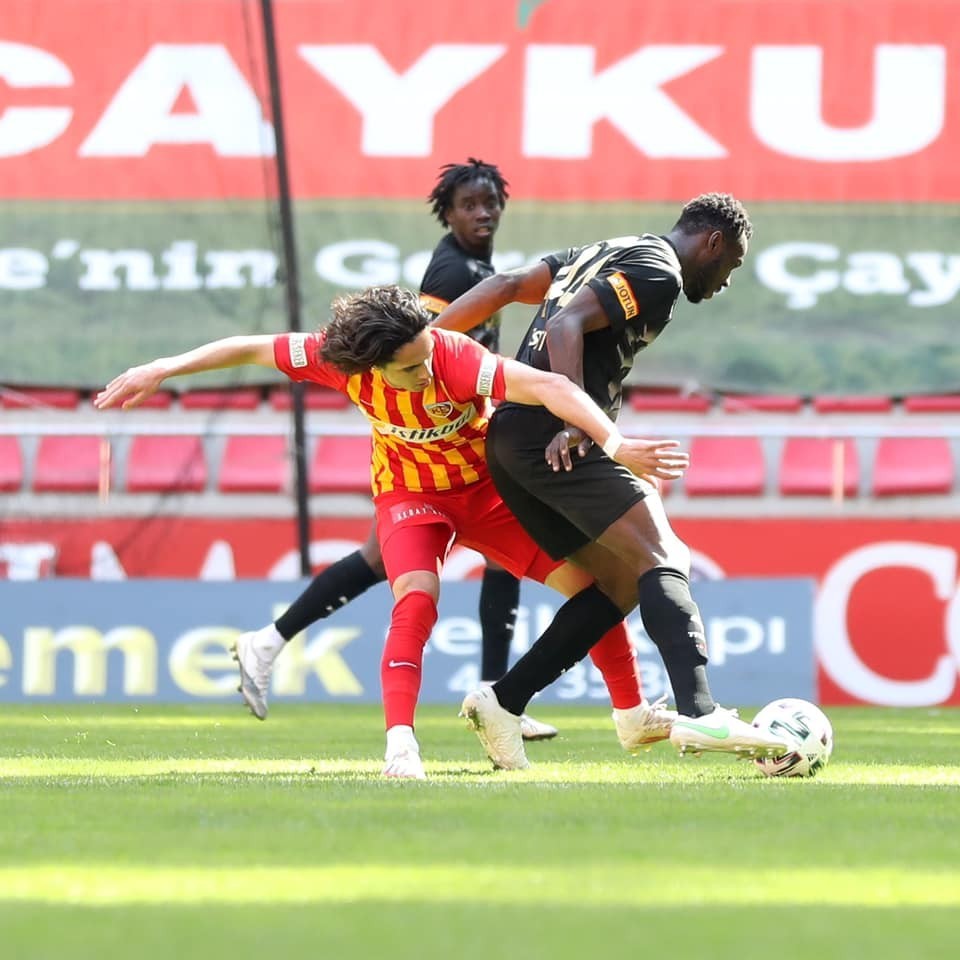 Kayserispor 1-1 Göztepe 👉 Emre Demir-Esiti