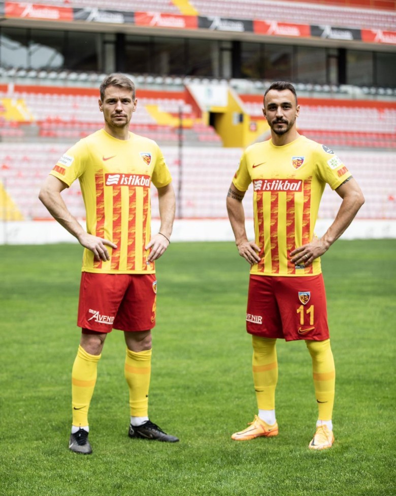 Kayserispor'un 2023-2024 Sezonu Forması | KAYSERİSPOR.ORG